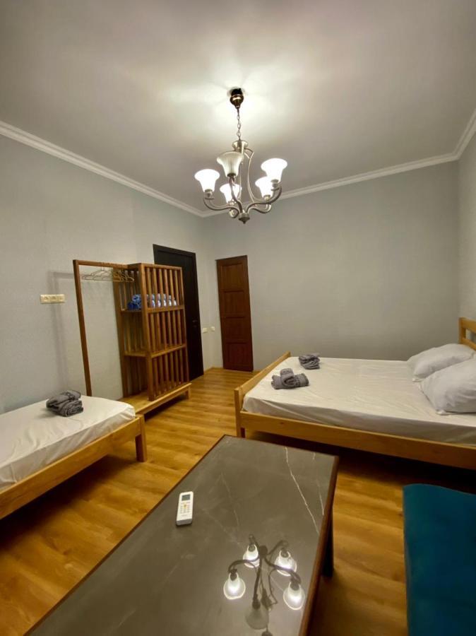 Guest House - Avlabari Tbilisi ภายนอก รูปภาพ