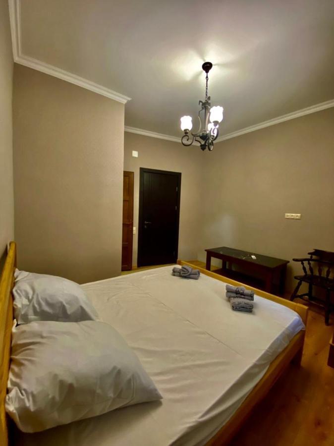 Guest House - Avlabari Tbilisi ภายนอก รูปภาพ