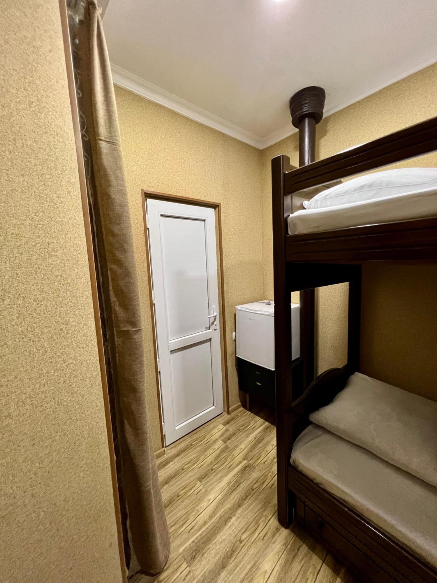 Guest House - Avlabari Tbilisi ภายนอก รูปภาพ